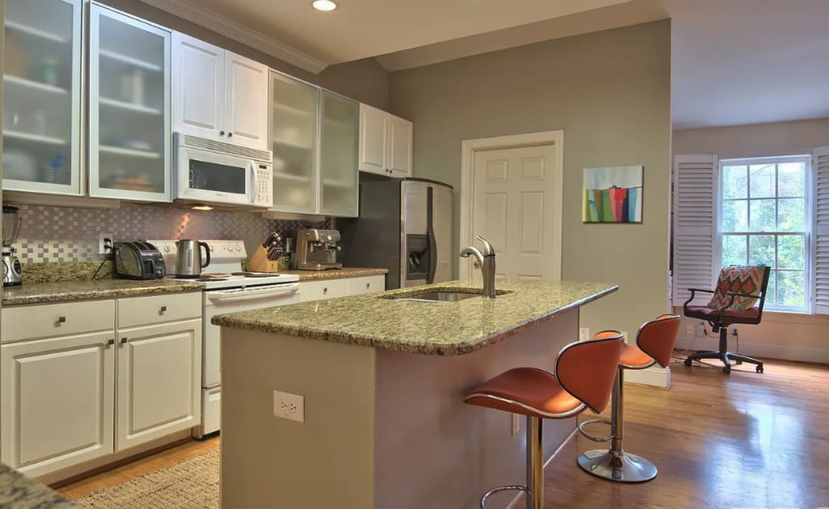 303 Parkside Circle, Chapel Hill, 27516