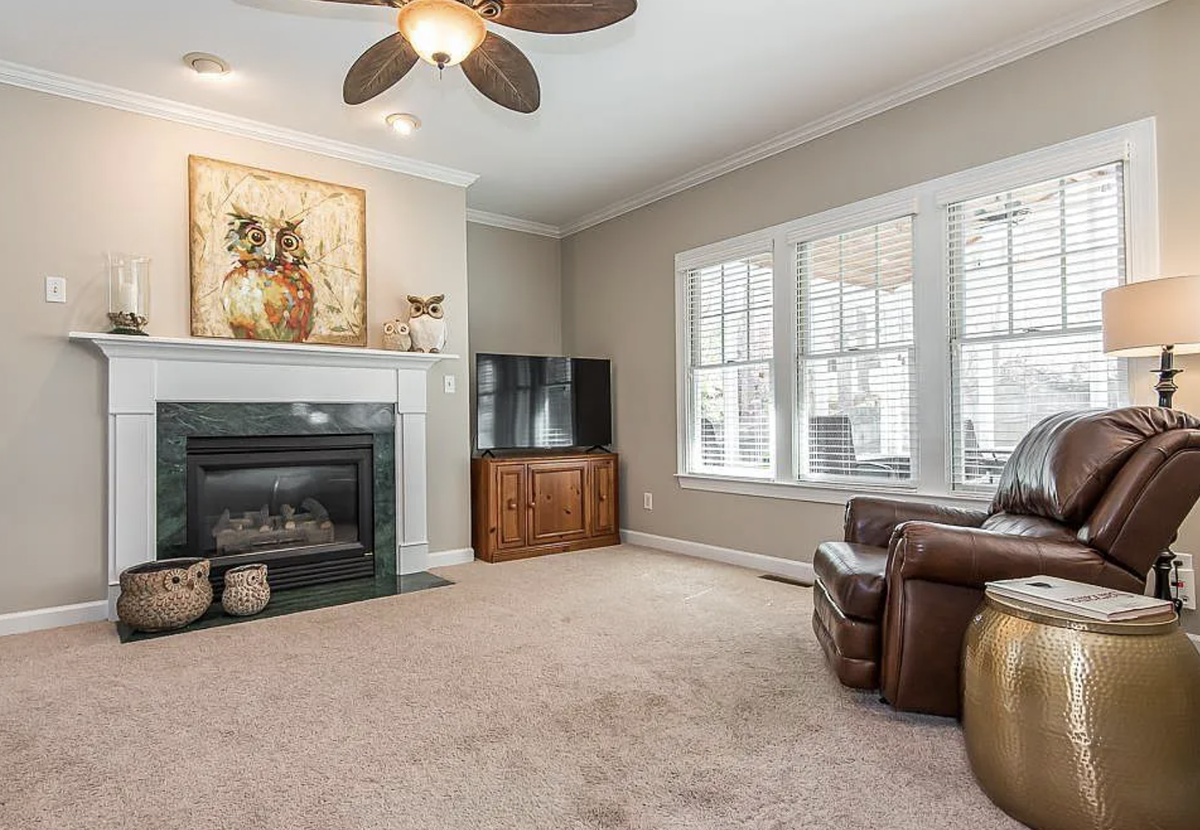 202 Oak Island Dr, Cary, 27513