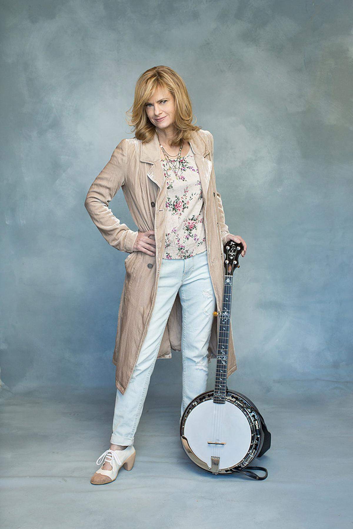Alison Brown is giving the keynote address at the International Bluegrass Music Association conference.