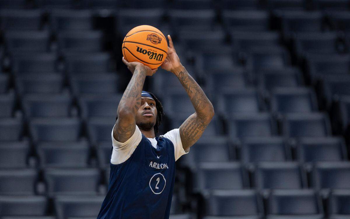Arizona’s Caleb Love (2) works on his three-point shooting form during the Wildcats’ practice on Wednesday, March 27, 2024 at Crypto.com Arena in Los Angeles, CA. Arizona will face Clemson in the NCAA Sweet Sixteen.