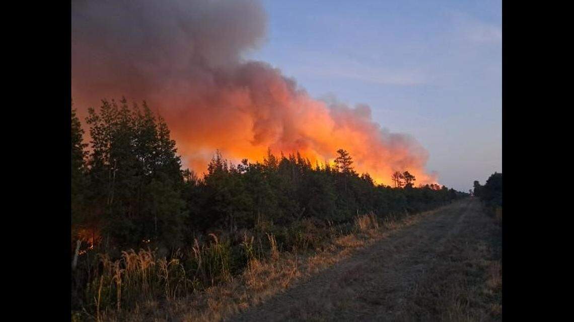 A wildfire in coastal Tyrrell County has spread to an estimated 5,800 acres with “0% containment,” the N.C. Department of Agriculture reports.