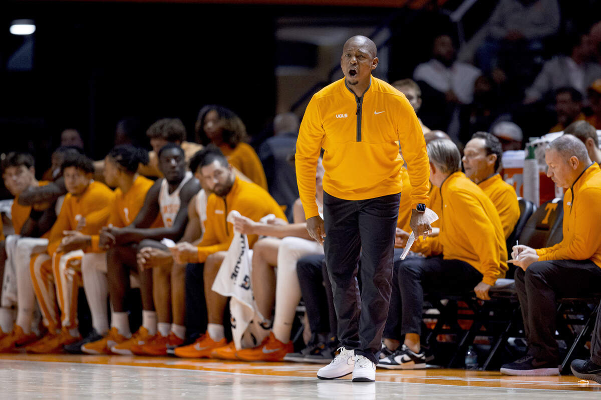 Tennessee associate head coach Justin Gainey shouts to the players during a game against Mercer at Food City Center in Knoxville, TN in November, 2025.