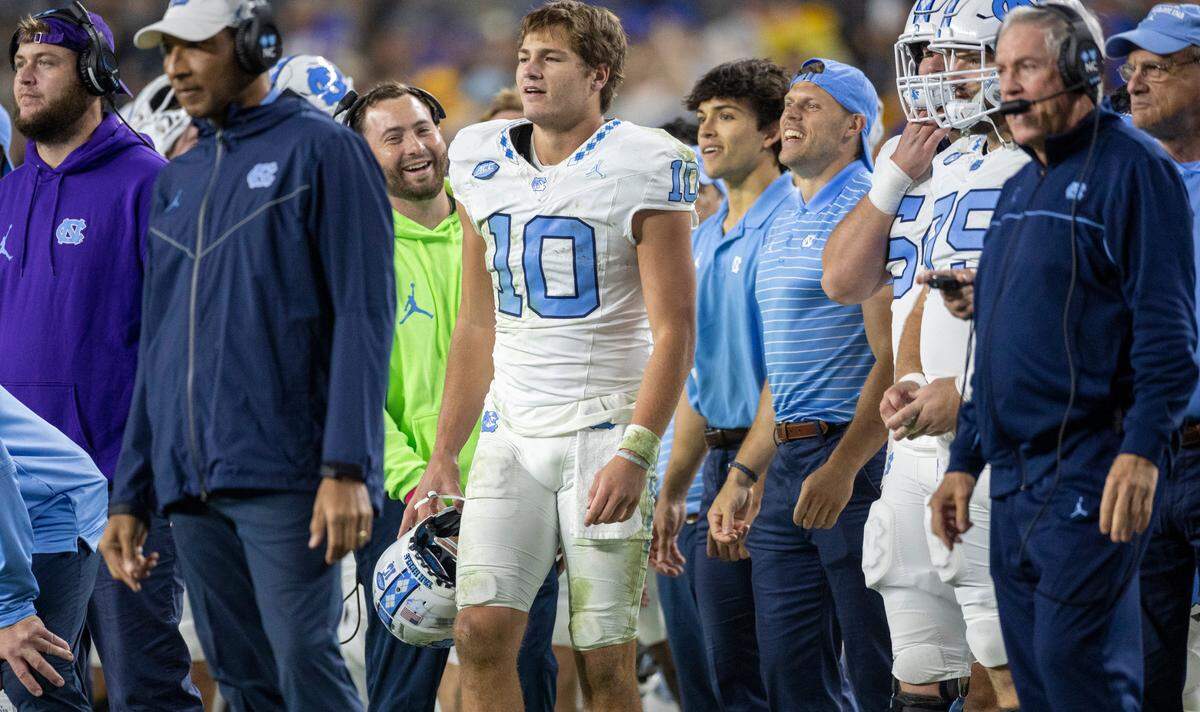 North Carolina quarterback Drake Maye (10) watches the extra point attempt by Noah Burnette after a seven-yard pass to Kobe Paysour for a touchdown in the second quarter on Saturday, September 23, 2023 at Acrisure Stadium in Pittsburgh, Pa.