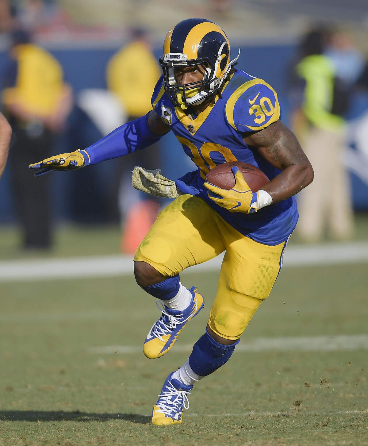 Los Angeles Rams running back Todd Gurley carries the ball against the Seattle Seahawks in 2018.