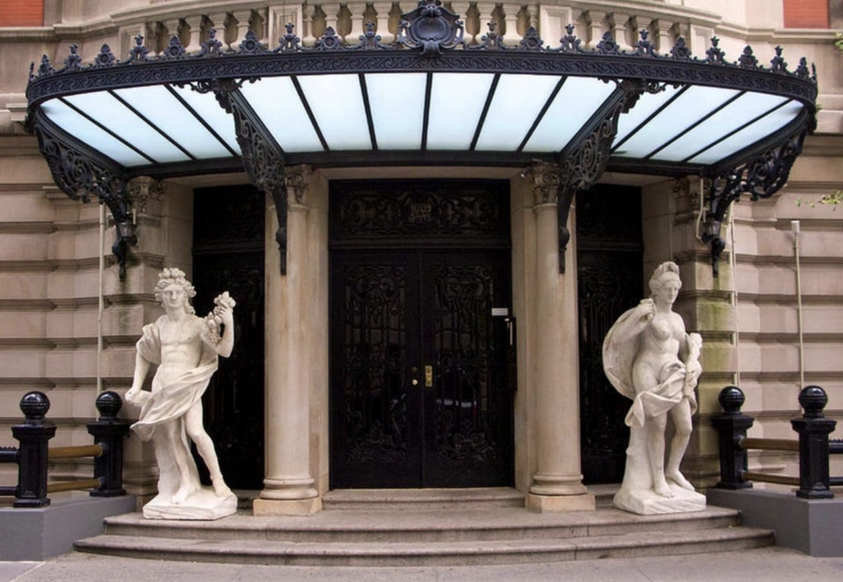 1009 Fifth Avenue at East 82nd Street, New York City
