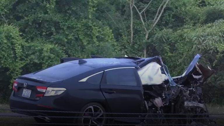 Head-on crash on I-40 in Sampson County kills 3, including 14-year-old girl