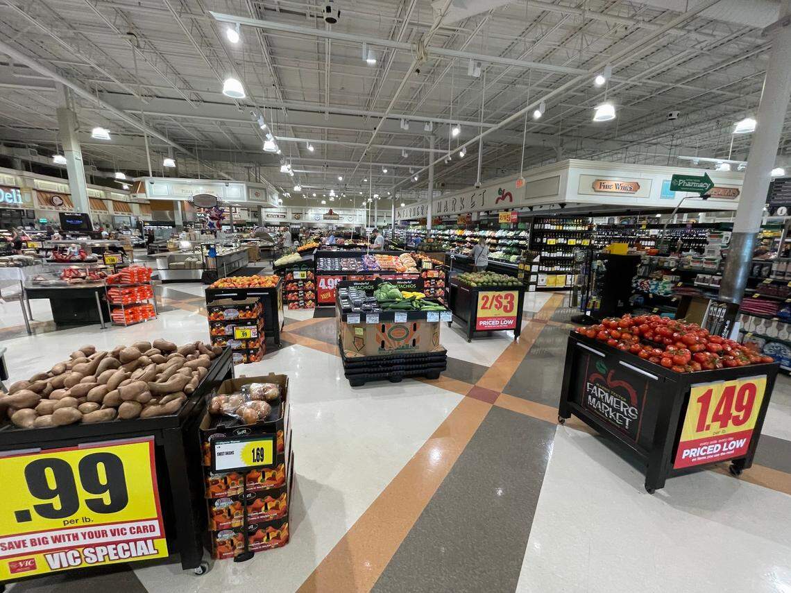 Grocery stores are open Christmas Eve, but may close earlier than usual. 