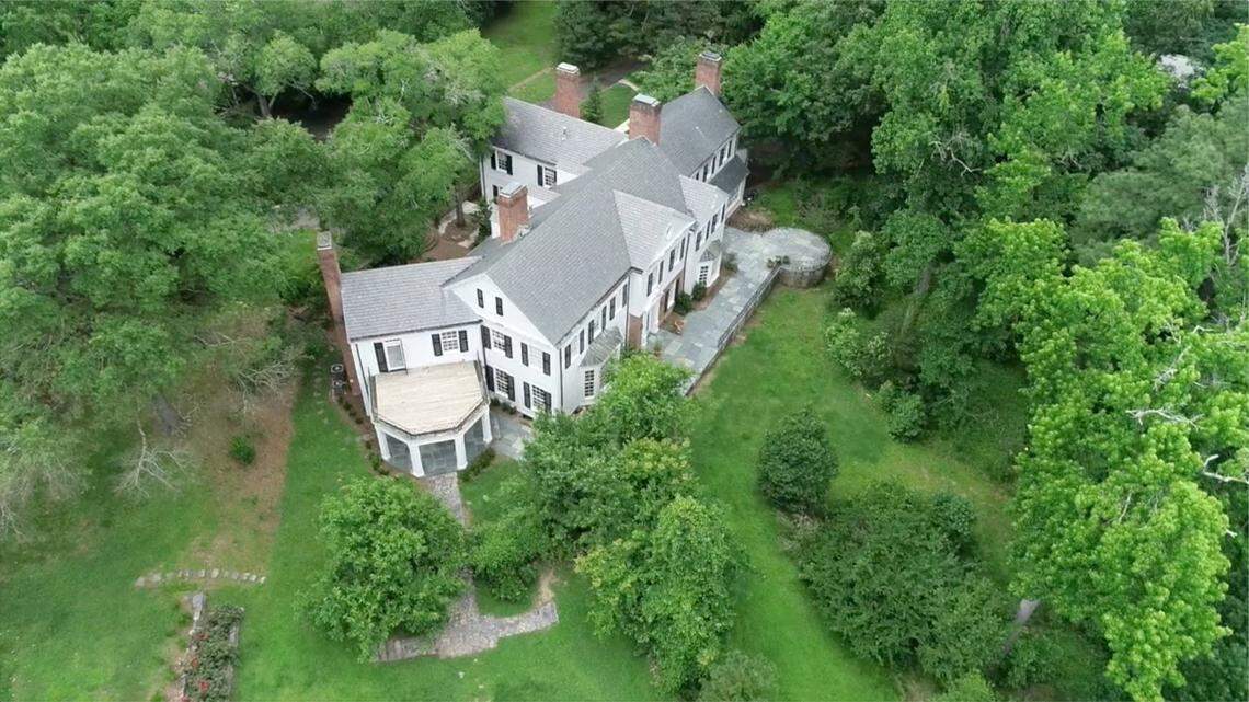 Michael Peterson’s former house on Cedar Street in Durham NC, where Kathleen died, was the setting for the Netflix documentary The Staircase. Peterson was convicted of murder, but later overturned.