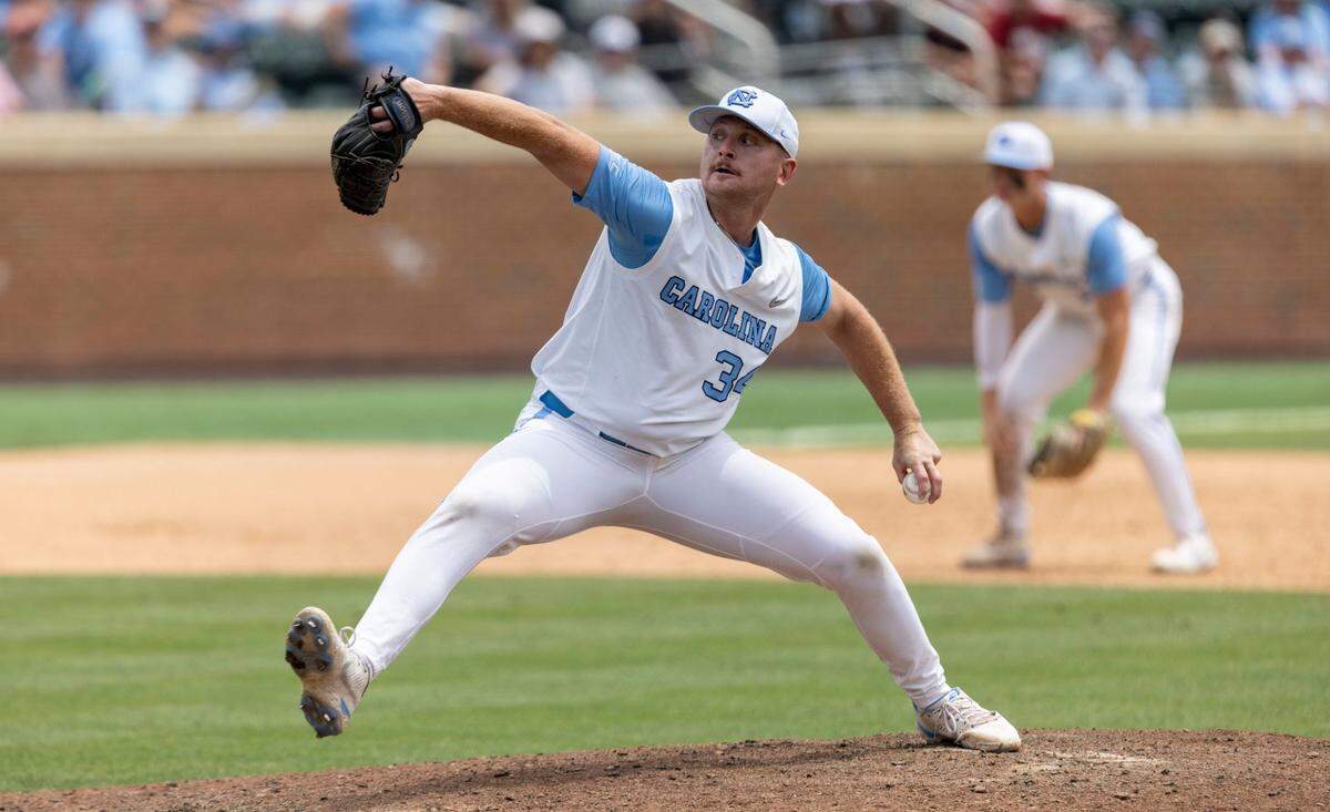 North Carolina pitcher Caden OBrien (34) works from the mound in the ninth run Ning against Arkansas during the first game of their Super Regional series on Saturday, June 11, 2022 at Boshamer Stadium in Chapel Hill, N.C.