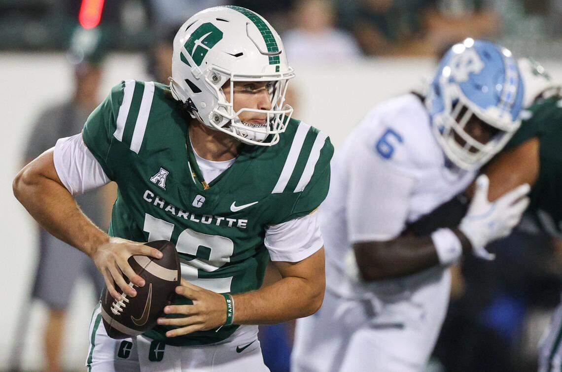 Charlotte quarterback Grayson Loftis looks for a pass during the game against UNC-Chapel Hill at Jerry Richardson Stadium in Charlotte on Saturday, September 6, 2025. Chapel Hill defeated Charlotte, who did not score a single touchdown, 20-3.