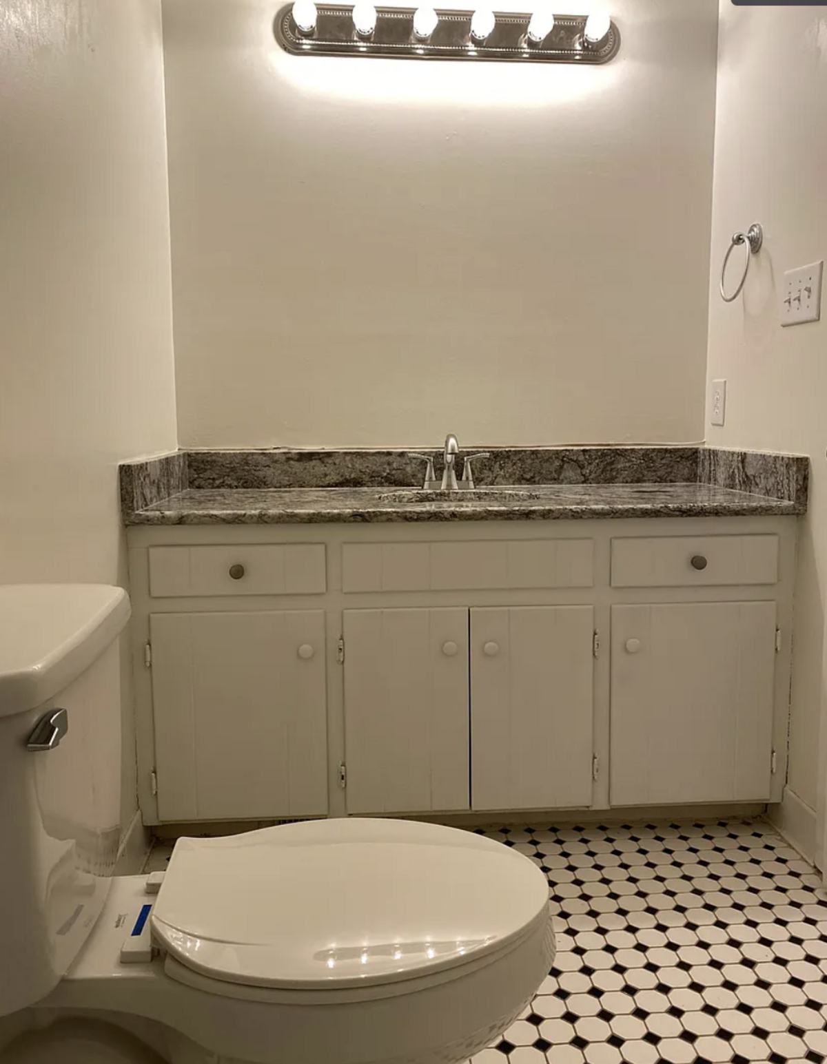 3900 Lassiter Mill Rd, Raleigh 27609