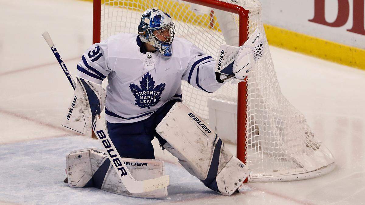 Toronto Maple Leafs goaltender Frederik Andersen defends the goal during the second period of an NHL hockey game against the Florida Panthers, Saturday, Dec. 15, 2018, in Sunrise, Fla. (AP Photo/Brynn Anderson)
