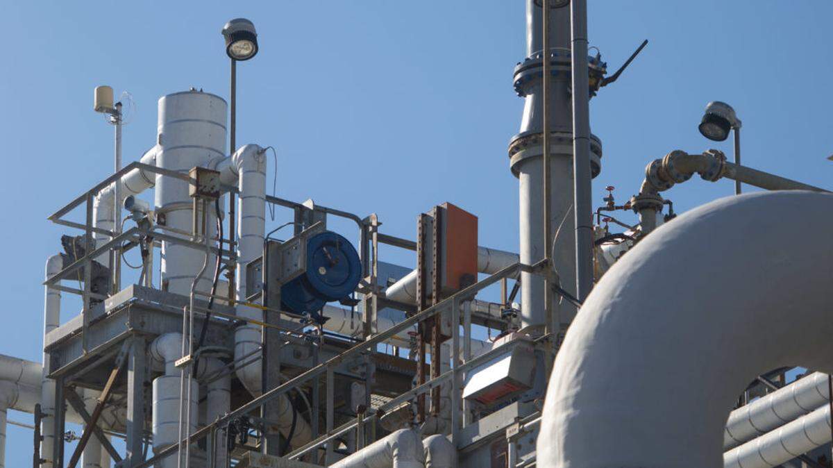 This thermal oxidizer is key to Chermours’ efforts to control forever chemical emissions at its Fayetteville Works plant. The N.C. Department of Environmental Quality is asking the EPA to classify four forever chemicals as hazardous air pollutants.