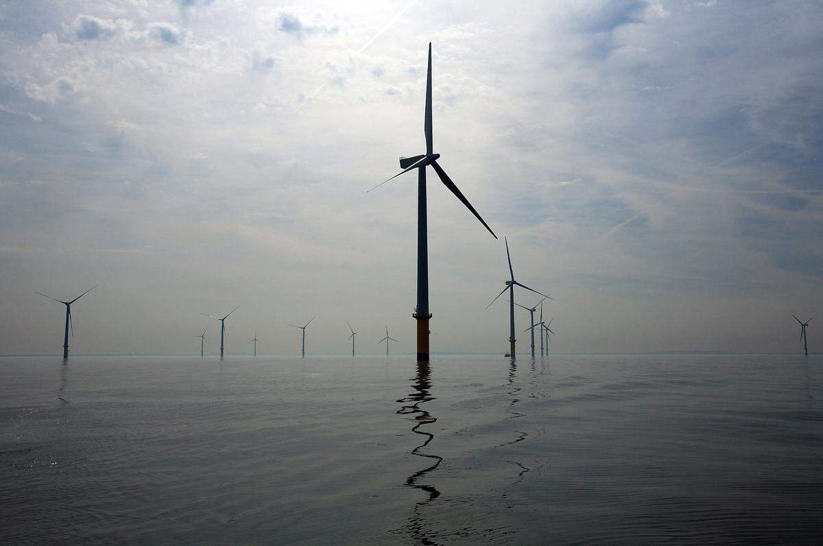 North Carolina have agreed to work together to advance offshore wind power. This wind farm, off Liverpool, England, is run by Danish energy company Dong Energy. (Photo by Christopher Furlong/Getty Images)