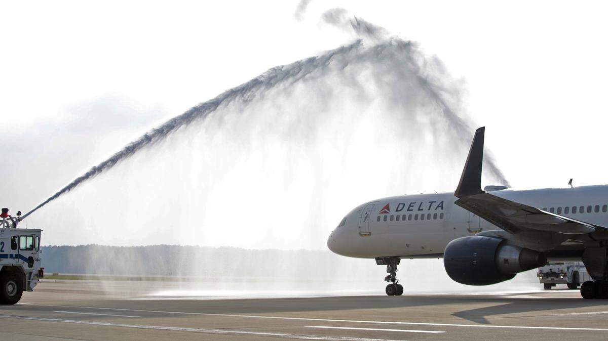 Delta’s inaugural flight to Paris on May 12, 2016, received a water cannon salute. The daily flight has been upgraded from a Boeing 757 seen here to a larger, more comfortable Boeing 767.