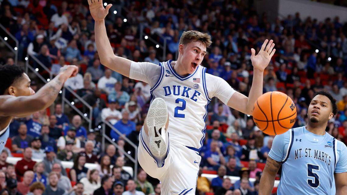 With Cooper Flagg ’100% and all good,’ No. 1 Duke basketball looks to keep rolling