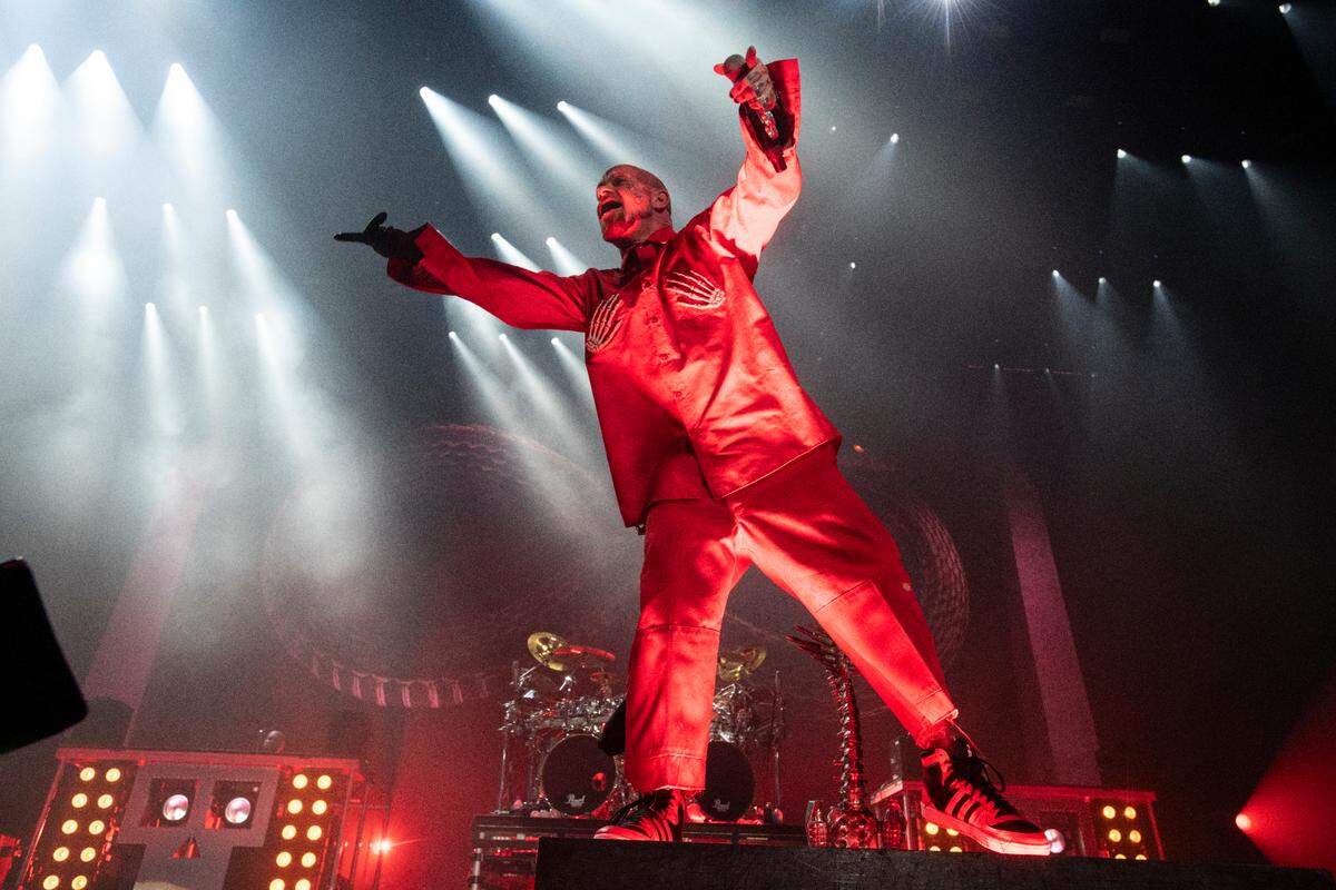 Five Finger Death Punch in concert at Raleigh, N.C.’s Coastal Credit Union Music Park at Walnut Creek, Wednesday night, Sept. 7, 2022.