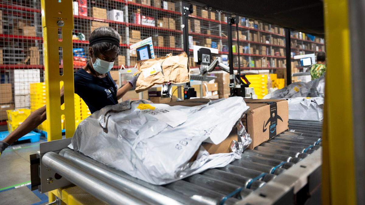 Amazon Haul offers thousands of fashion, electronic and other items for less than $20.