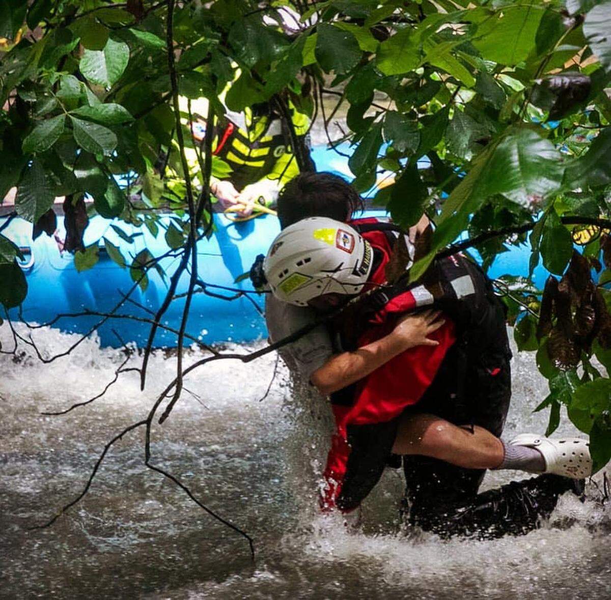 Raleigh emergency crews rescued Raleigh emergency crews three children in Marsh Creek in Raleigh on Thursday after heavy rains from Tropical Storm Debby.