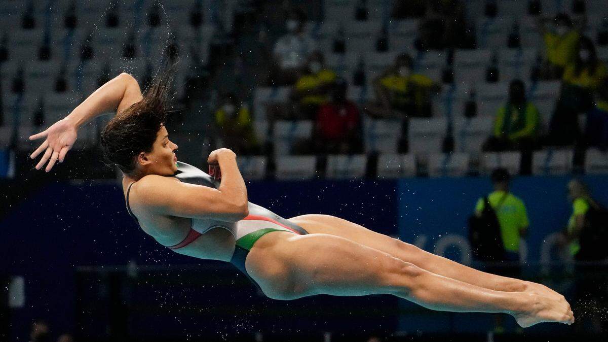 Jul 30, 2021; Tokyo, Japan; Aranza Vazquez Montano (MEX) in the women’s 3m springboard diving competition during the Tokyo 2020 Olympic Summer Games at Tokyo Aquatics Centre. Mandatory Credit: Rob Schumacher-USA TODAY Sports