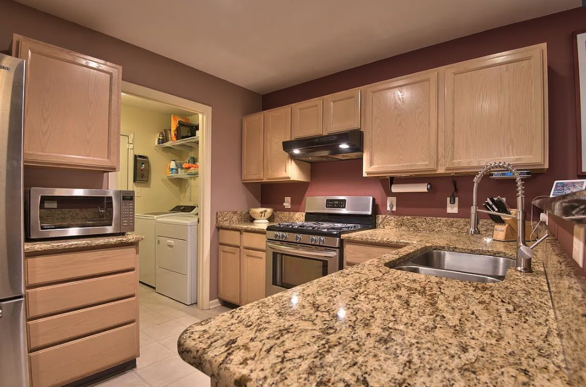 3 Bess Ct, Durham, 27707