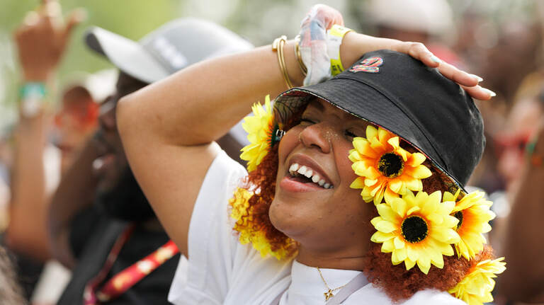 ‘Thank y’all.’ Fans say goodbye to Dreamville Festival as J. Cole performs at Dix Park