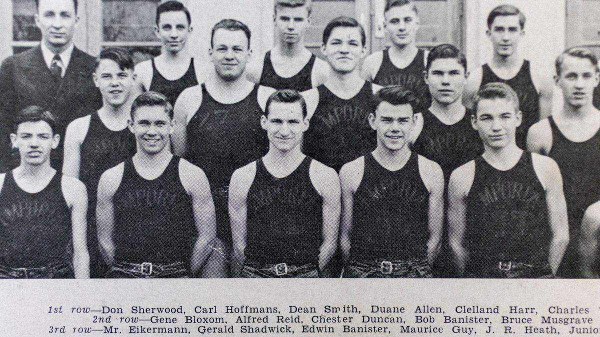 Photos: Visit Dean Smith’s hometown of Emporia, Kansas, before Tar Heels play Kansas