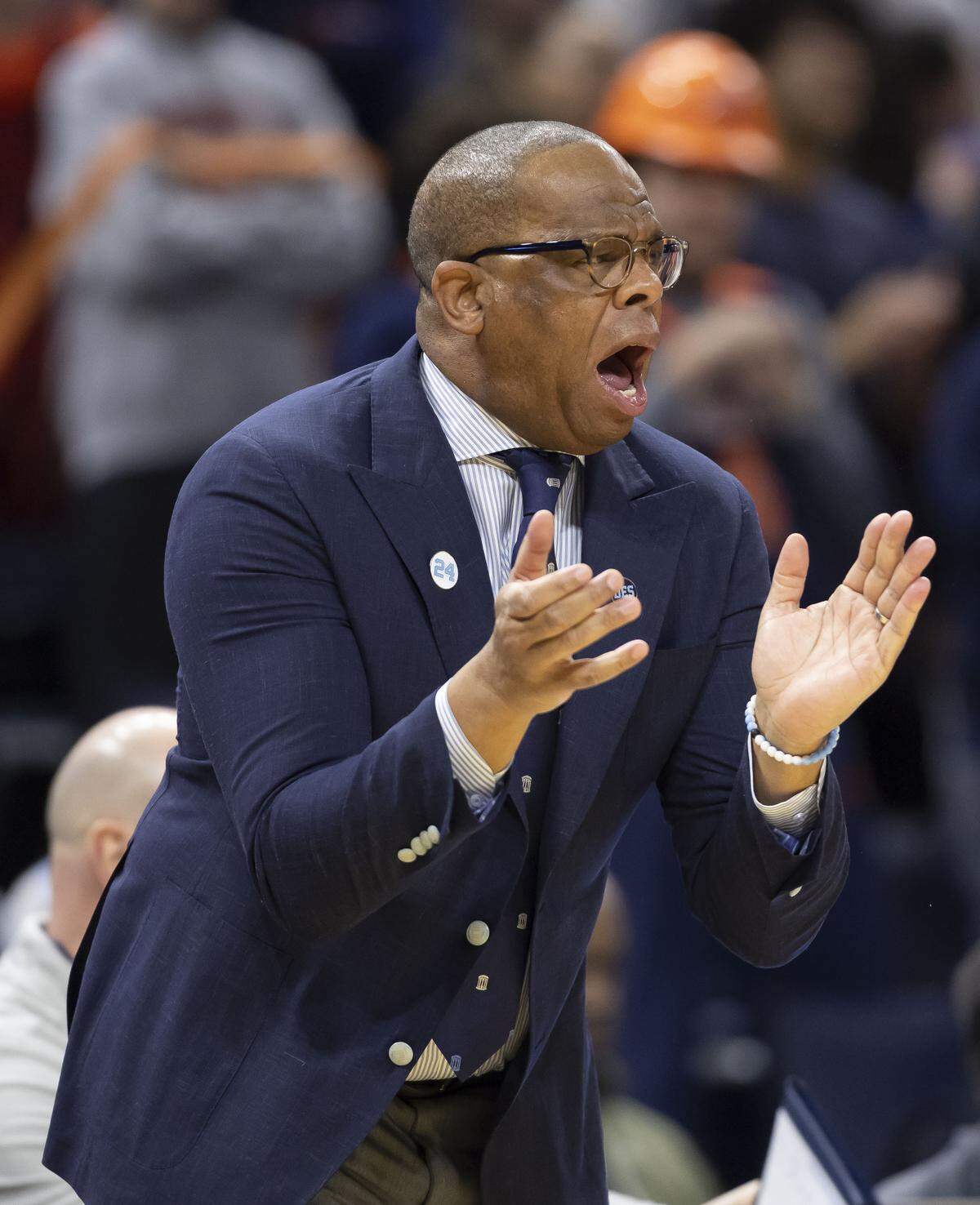 North Carolina coach Hubert Davis directs his team on offense in the first half against Virginia on Saturday, January 24, 2026 at John Paul Jones Arena in Charlottesville, Va. 