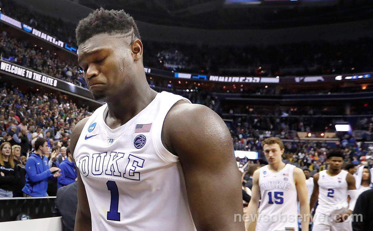 Duke’s Zion Williamson (1) walks off the court after Michigan State’s 68-67 victory over Duke in their NCAA Elite 8 game in Washington, D.C., Sunday, March 31, 2019.