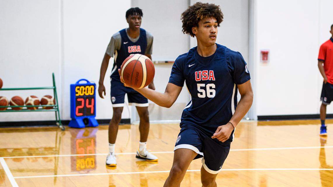 UNC class of 2022 recruit Seth Trimble, the younger brother of former Tar Heels forward J.P. Tokoto, advances the ball during practice for USA Basketball’s under-18 national team. Team USA is competing in the FIBA U18 Americas Championships in Tijuana, Mexico from June 6-12.