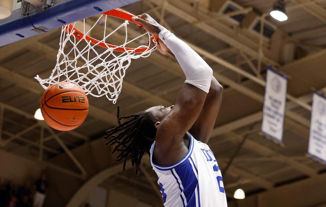 Duke’s Mark Mitchell (25) slams in two during the second half of Duke’s 84-59 victory over Louisville at Cameron Indoor Stadium in Durham, N.C., Wednesday, Feb. 28, 2024.