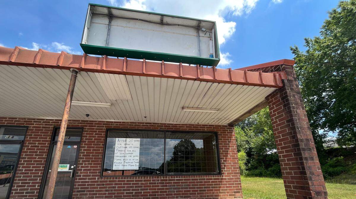 A sign inside the Subway at Heritage Square in Durham announces its closure after 20 years. The land was sold in June 2022 to investors led by Chicago real estate development firm Sterling Bay, which plans to erect a life sciences campus.