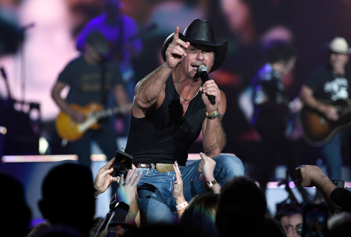 Tim McGraw brings his 2022 tour to Raleigh, N.C.’s Coastal Credit Union Music Park at Walnut Creek, Saturday night, May 21, 2022.