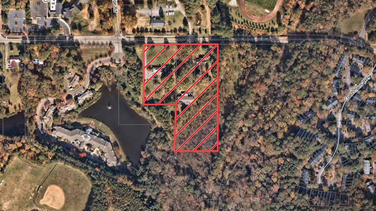 A developer is hoping to build a 140-unit apartment building on Pickett Road in Durham near Sandy Creek Park and Durham Academy.