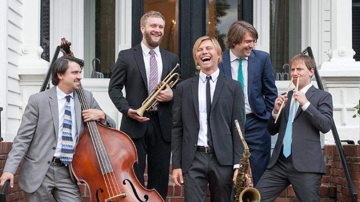 Peter Lamb and the Wolves are a Raleigh-based jazz quintet, consisting of band leader Peter Lamb on saxophone; Mark Wells on keyboard and vocals; Paul Rogers, Peter’s younger brother on trumpet; Peter Kimosh on upright bass; and Stephen Coffman on drums.