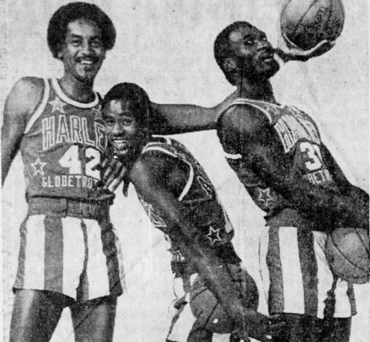 Clyde “The Glide” Austin shown in 1981 with Globetrotters Twiggy Sanders and Tiny Pinder