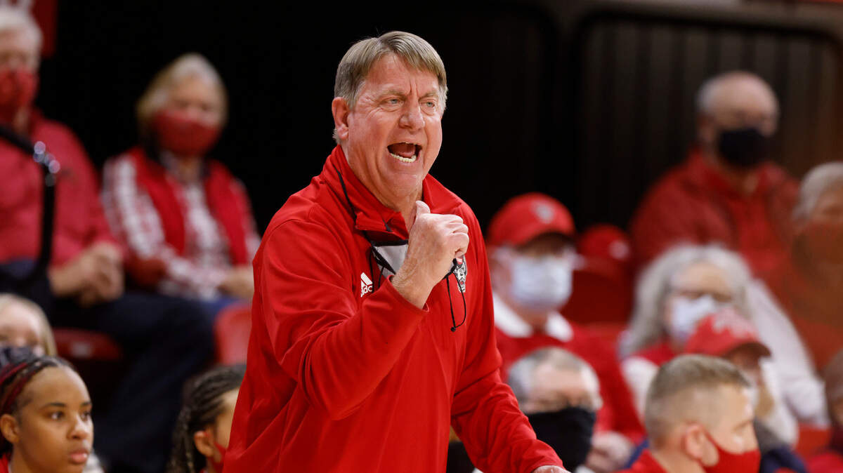 N.C. State head coach Wes Moore yells to his players during the first half of N.C. State’s game against UNC at Reynolds Coliseum in Raleigh, N.C., Thursday, January 6, 2022.