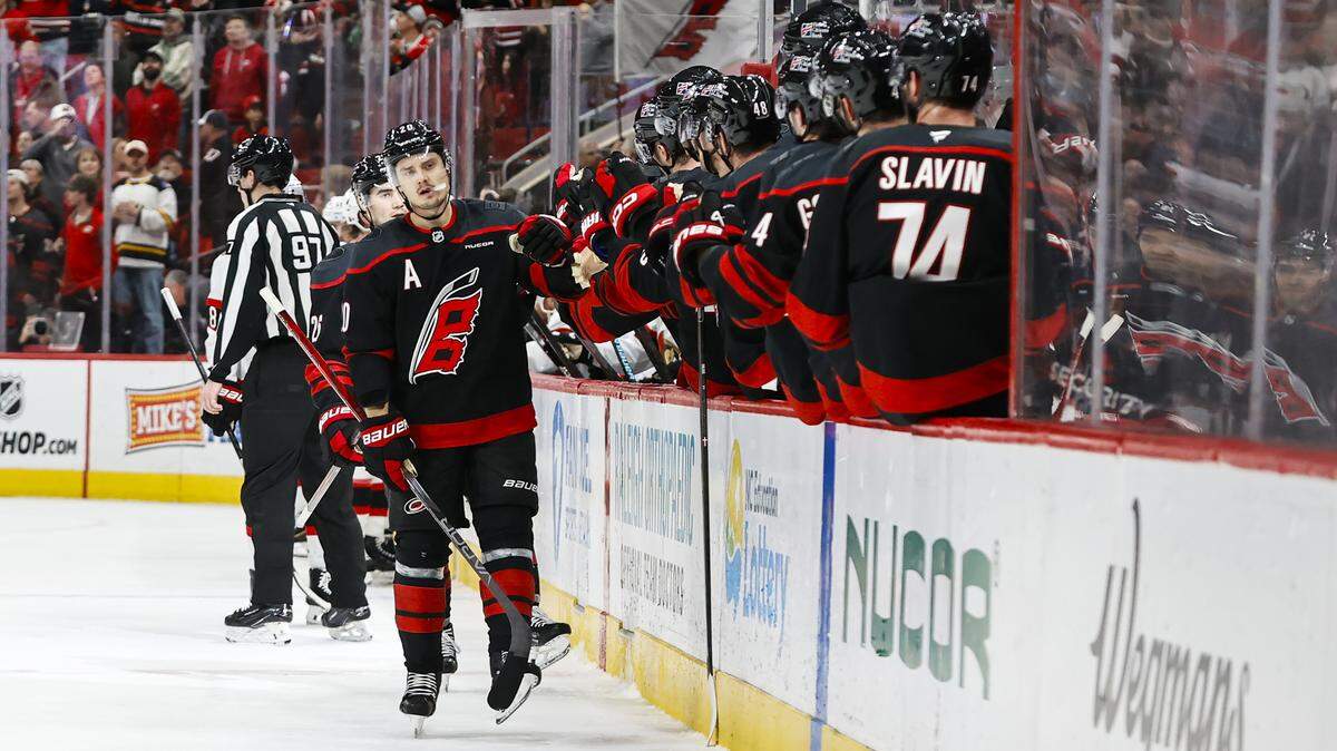 Carolina Hurricanes center Sebastian Aho (20) celebrates a goal with the bench during the first period against the Ottawa Senators at the Lenovo Center on Feb. 3, 2026 in Raleigh, North Carolina.