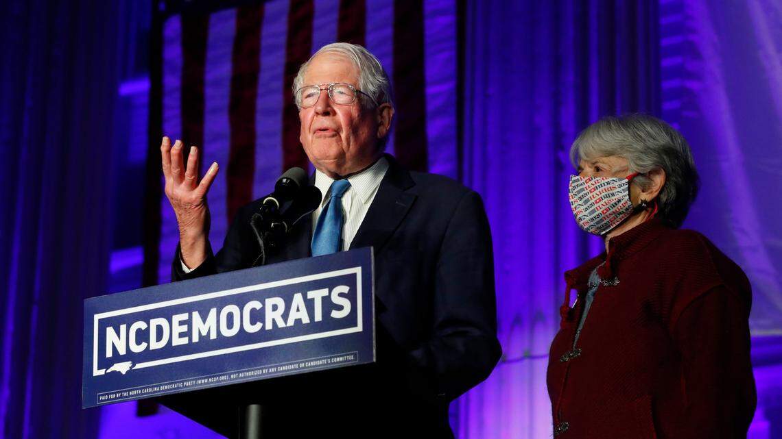 NC’s David Price among ex-lawmakers urging Congress to take back war authority
