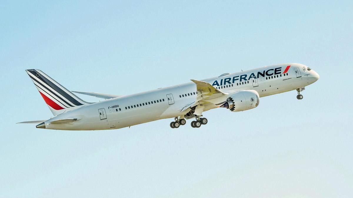 Air France will use a Boeing 787 plane like this one when it takes over nonstop service between Raleigh-Durham International Airport and Paris this fall.