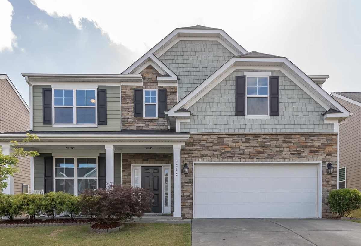 1205 Willowcrest Rd, Durham 27703