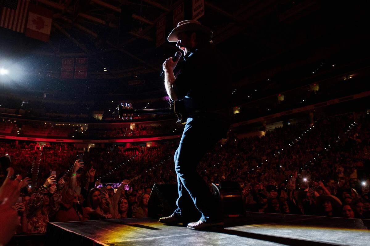 Randy Houser opens for Cody Johnson in concert at Raleigh, N.C.’s PNC Arena, Saturday night, Jan. 28, 2023.
