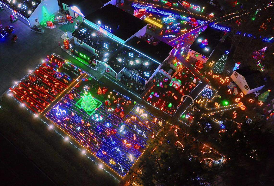 The Campbell family of Oxford, NC, won the top prize on the Season 12 premiere episode of ABC’s “Great Christmas Light Fight,” which aired on Dec. 5, 2024.