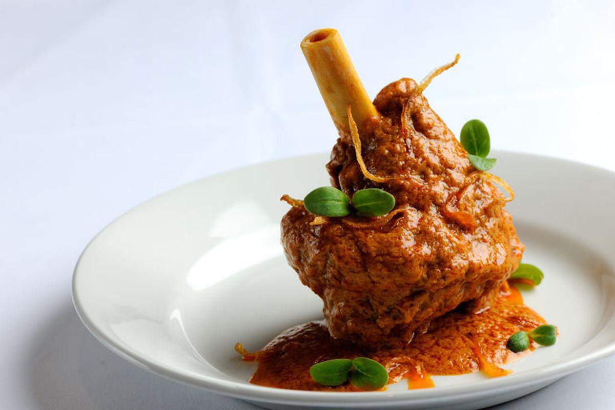 Bazil’s lunch and dinner menu includes a wide variety of dishes, including seafood and vegetarian options.