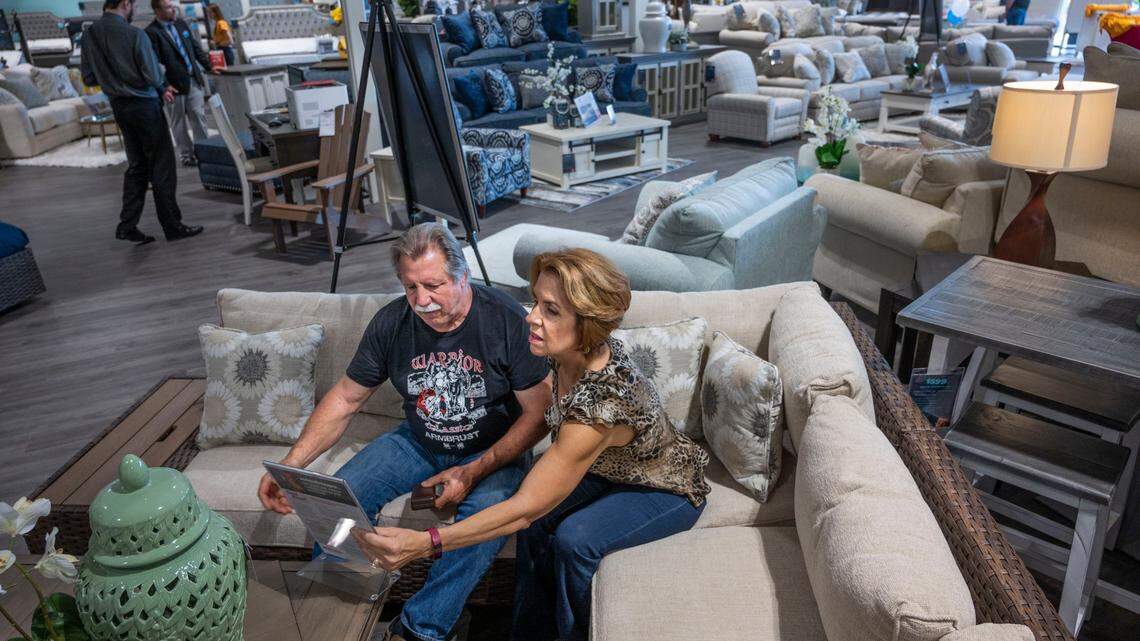 A national furniture chain with more than 190 stores across the country is expanding in North Carolina.
