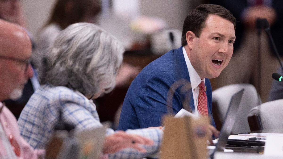 Senator David W. Craven, introduces an amendment to HB 442 to prohibit shrimp trawling in all inshore fishing waters and within one-half mile of the shoreline, during the Senate Agriculture, Energy and Environment committee meeting on Tuesday, June 17, 2025 at the North Carolina General Assembly in Raleigh, N.C.