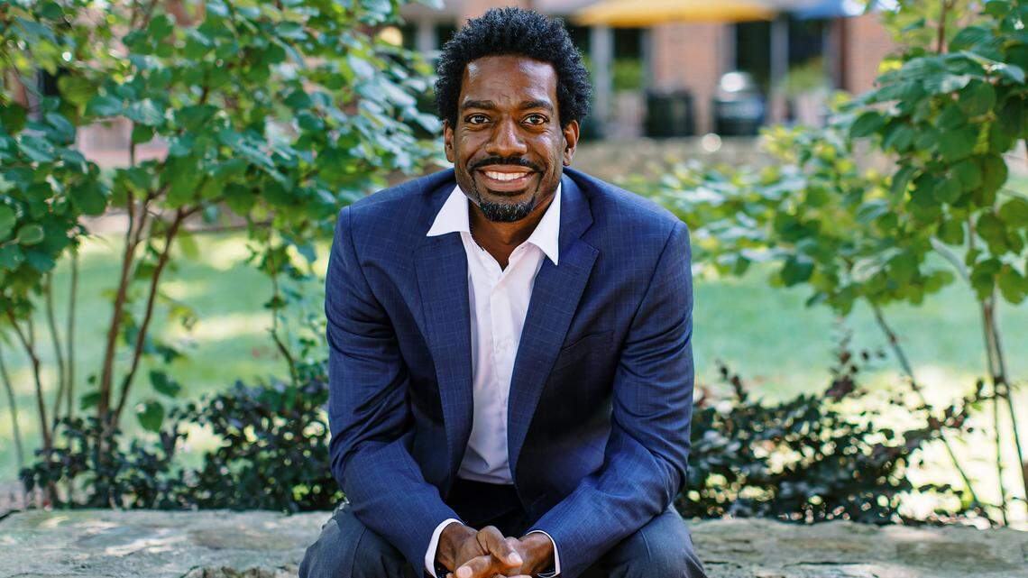 Craston Artis II is an education consultant in Raleigh, N.C.