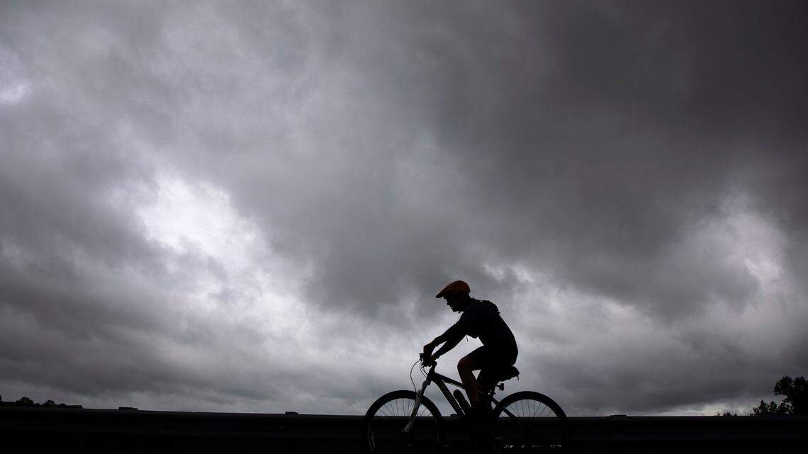 Rain, storms may spoil Easter weekend plans in the Triangle. Latest forecasts