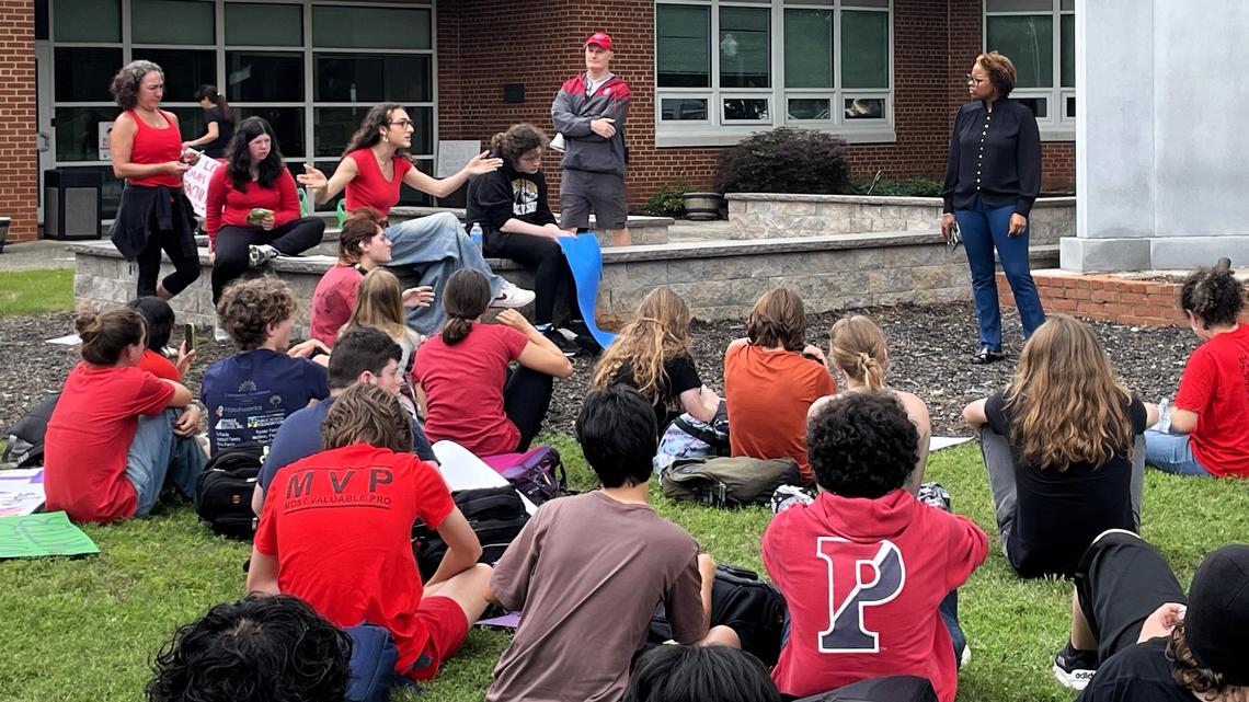 Carrboro students walk out of class to protest principal, advocate for their teachers