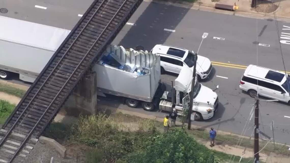 Officials stress clearance warnings after trucks strike Raleigh’s ‘Peace Street Peeler’